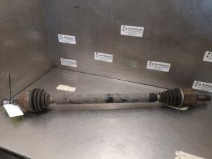 Gebruikte Cardanas rechts-voor (VWA) Volkswagen Touran (5T1) 2.0 TDI 16V BlueMotion Technology SCR Prijs op aanvraag aangeboden door Bongers Auto-Onderdelen Zeeland