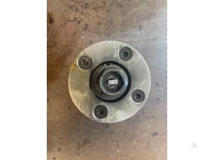 Gebruikte Nokkenas Tandwiel Nissan Qashqai (J11) 1.3 DIG-T 140 16V Prijs op aanvraag aangeboden door Bongers Auto-Onderdelen Zeeland