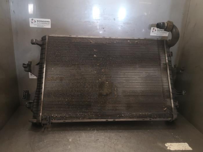 Gebruikte Radiateur Volkswagen Transporter T5 2.0 TDI DRF Prijs op aanvraag aangeboden door Bongers Auto-Onderdelen Zeeland