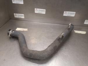 Gebruikte Intercooler Buis Hyundai i30 (GDHB5) 1.6 CRDi 16V VGT Prijs op aanvraag aangeboden door Bongers Auto-Onderdelen Zeeland