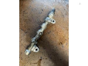 Gebruikte Injector brug Opel Insignia Sports Tourer 2.0 CDTI 16V 110 Ecotec Prijs op aanvraag aangeboden door Bongers Auto-Onderdelen Zeeland