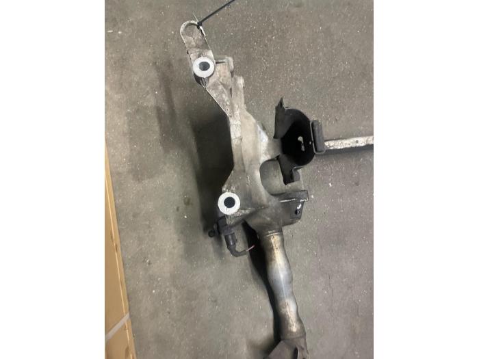 Subframe van een Audi Q5 (8RB) 2.0 TDI 16V Quattro 2011