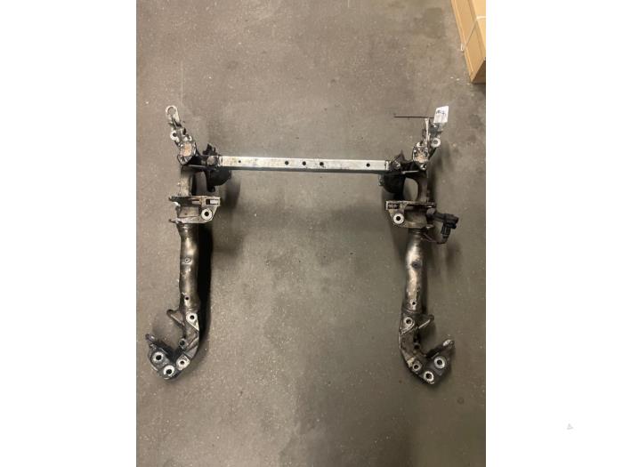 Subframe van een Audi Q5 (8RB) 2.0 TDI 16V Quattro 2011
