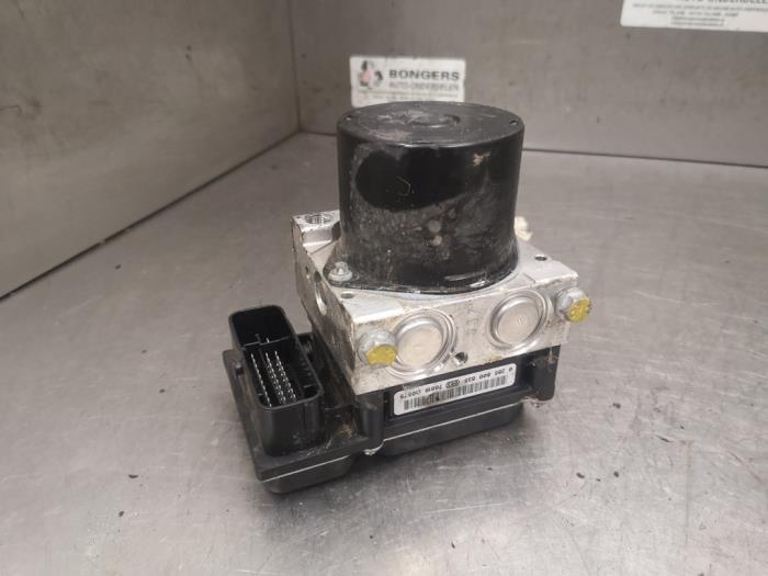Gebruikte ABS Pomp Skoda Roomster (5J) 1.9 TDI Prijs op aanvraag aangeboden door Bongers Auto-Onderdelen Zeeland