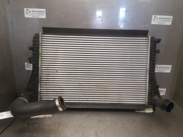Gebruikte Intercooler Volkswagen Passat Variant (3C5) 2.0 TDI 16V 170 Prijs op aanvraag aangeboden door Bongers Auto-Onderdelen Zeeland