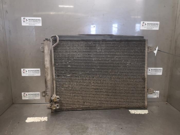 Gebruikte Airco Condensor Volkswagen Passat Variant (3C5) 2.0 TDI 140 Prijs op aanvraag aangeboden door Bongers Auto-Onderdelen Zeeland
