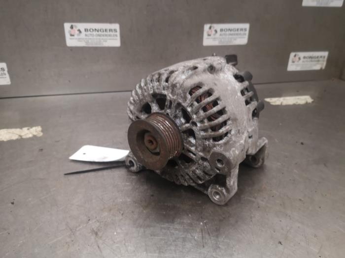 Dynamo BMW 1 serie (E87/87N), 2003 / 2012 118d 16V, Hatchback, 4Dr, Diesel, 1.995cc, 90kW (122pk), RWD, M47D20; 204D4, 2004-06 / 2007-02, UG31; UG32 (Gebruikt)