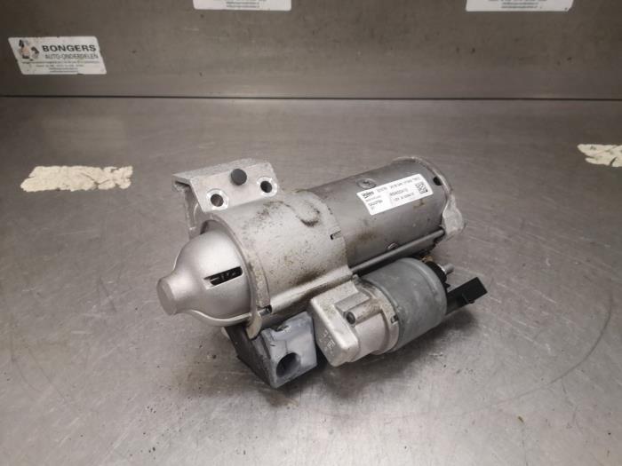 Gebruikte Startmotor BMW 3 serie (G20) 320i 2.0 TwinPower Turbo 16V Prijs op aanvraag aangeboden door Bongers Auto-Onderdelen Zeeland