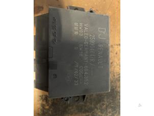 Gebruikte PDC Module Renault Scénic III (JZ) 1.5 dCi 110 Prijs op aanvraag aangeboden door Bongers Auto-Onderdelen Zeeland