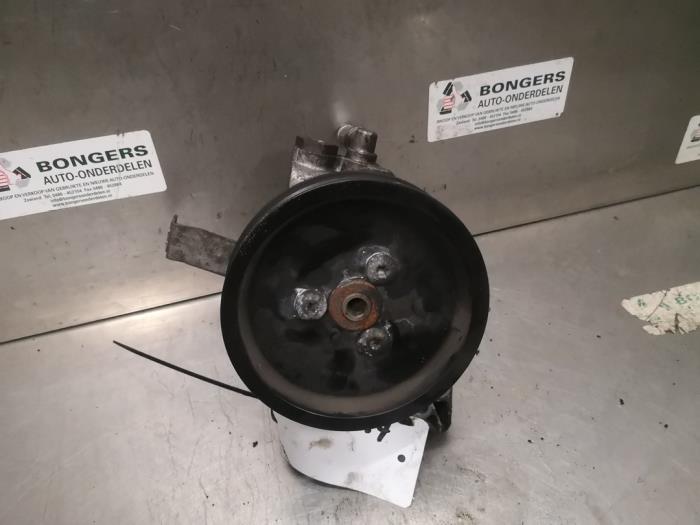 Gebruikte Stuurpomp BMW 5 serie Touring (E61) 530d 24V Prijs op aanvraag aangeboden door Bongers Auto-Onderdelen Zeeland