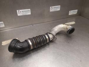 Gebruikte Intercooler Slang BMW 5 serie Touring (E61) 530d 24V Prijs op aanvraag aangeboden door Bongers Auto-Onderdelen Zeeland
