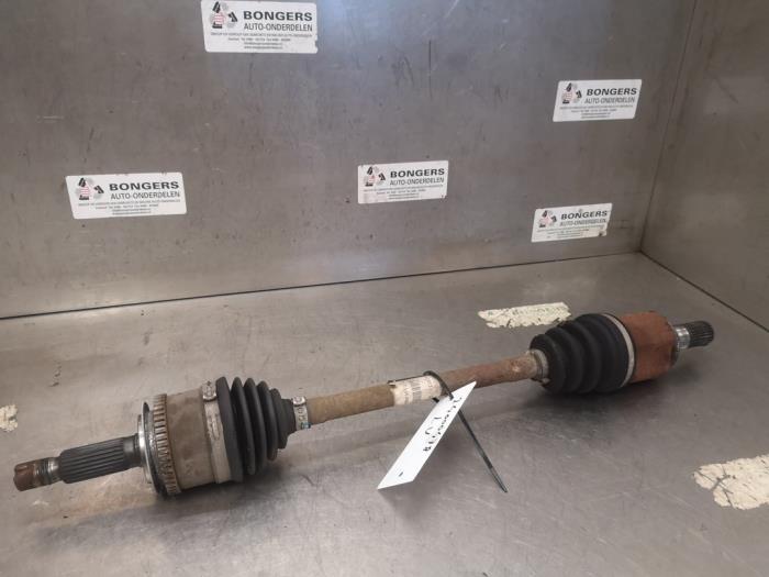 Gebruikte Steekas links-voor Hyundai i10 (F5) 1.1i 12V Prijs op aanvraag aangeboden door Bongers Auto-Onderdelen Zeeland