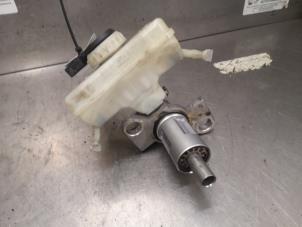 Gebruikte Hoofdremcilinder Audi Q5 (8RB) 2.0 TDI 16V Quattro Prijs op aanvraag aangeboden door Bongers Auto-Onderdelen Zeeland