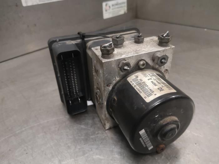 Gebruikte ABS Pomp Ford Fiesta 6 (JA8) 1.4 TDCi Prijs op aanvraag aangeboden door Bongers Auto-Onderdelen Zeeland