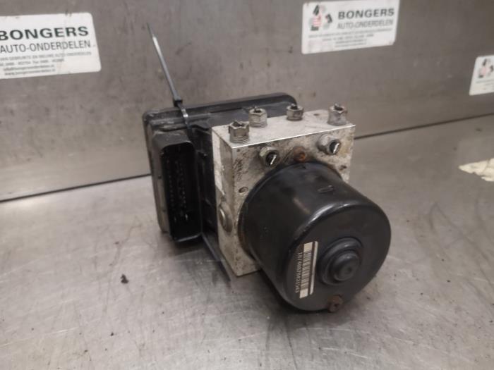 Gebruikte ABS Pomp Opel Astra H SW (L35) 1.6 16V Twinport Prijs op aanvraag aangeboden door Bongers Auto-Onderdelen Zeeland