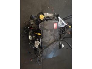 Gebruikte Motor Renault Twingo II (CN) 1.2 16V Prijs op aanvraag aangeboden door Bongers Auto-Onderdelen Zeeland