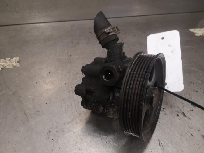 Gebruikte Servopomp Opel Insignia 2.0 CDTI 16V 130 Ecotec Prijs op aanvraag aangeboden door Bongers Auto-Onderdelen Zeeland