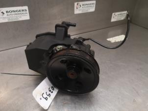 Gebruikte Pomp Servo Mercedes SLK Prijs op aanvraag aangeboden door Bongers Auto-Onderdelen Zeeland