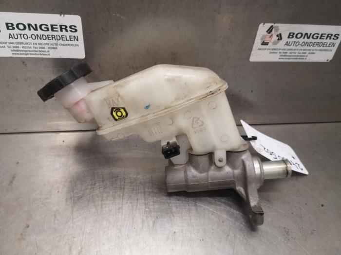 Gebruikte Hoofdremcilinder Hyundai i10 (B5) 1.0 Bi-Fuel Prijs op aanvraag aangeboden door Bongers Auto-Onderdelen Zeeland
