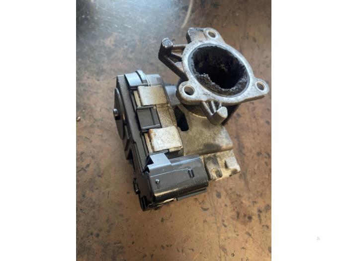 Gebruikte Gasklephuis Fiat Grande Punto (199) 1.3 JTD Multijet 16V VGT Prijs op aanvraag aangeboden door Bongers Auto-Onderdelen Zeeland