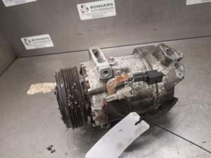 Gebruikte Pomp Airco Renault Laguna III (BT) 2.0 dCi 16V 130 Prijs op aanvraag aangeboden door Bongers Auto-Onderdelen Zeeland
