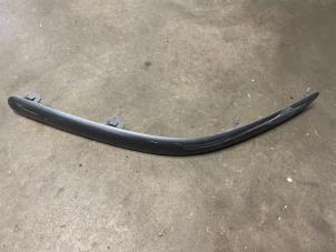 Gebruikte Bumperlijst links-voor Toyota Avensis Wagon (T25/B1E) 1.8 16V VVT-i Prijs op aanvraag aangeboden door Bongers Auto-Onderdelen Zeeland