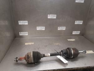 Gebruikte Homokineetas links-voor Renault Laguna III (BT) 2.0 dCi 16V 130 Prijs op aanvraag aangeboden door Bongers Auto-Onderdelen Zeeland