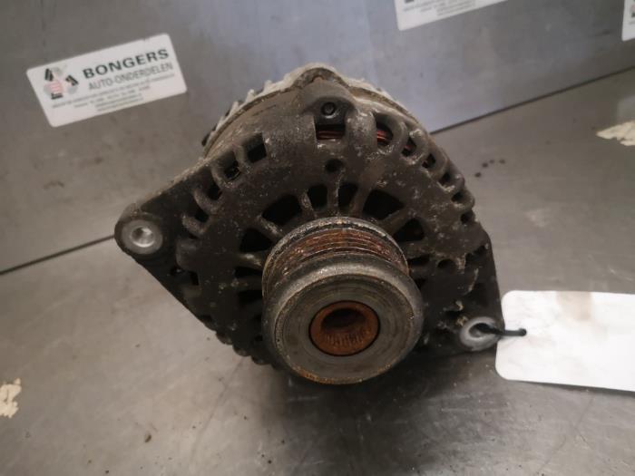 Gebruikte Dynamo Opel Astra J Sports Tourer (PD8/PE8/PF8) 1.7 CDTi 16V Prijs op aanvraag aangeboden door Bongers Auto-Onderdelen Zeeland