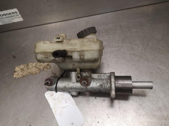 Gebruikte Hoofdremcilinder Volkswagen LT II 28/31/35 2.5 TDi Prijs op aanvraag aangeboden door Bongers Auto-Onderdelen Zeeland