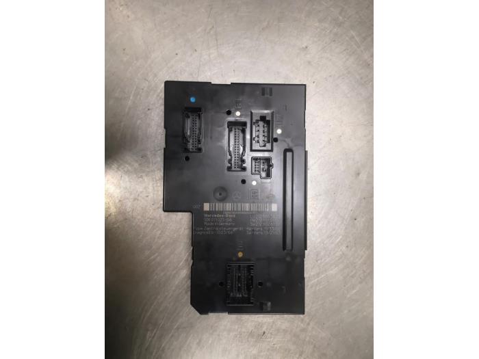 Gebruikte Computer Body Control Mercedes E (W212) E-220 CDI 16V BlueEfficiency,BlueTEC Prijs op aanvraag aangeboden door Bongers Auto-Onderdelen Zeeland