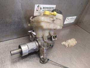 Gebruikte Hoofdremcilinder Opel Insignia Sports Tourer 2.0 CDTI 16V 160 Ecotec Prijs op aanvraag aangeboden door Bongers Auto-Onderdelen Zeeland