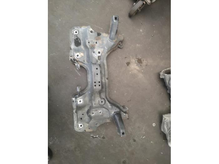 Gebruikte Subframe Opel Corsa D 1.3 CDTi 16V ecoFLEX Prijs op aanvraag aangeboden door Bongers Auto-Onderdelen Zeeland