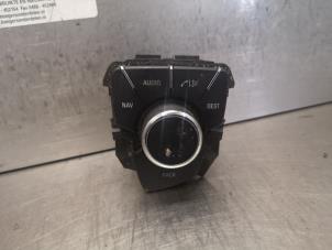 Gebruikte Regelunit Multi Media Opel Insignia Sports Tourer 2.0 CDTI 16V 160 Ecotec Prijs op aanvraag aangeboden door Bongers Auto-Onderdelen Zeeland