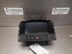 Gebruikte Display Interieur Opel Astra J (PC6/PD6/PE6/PF6) 1.6 16V Prijs op aanvraag aangeboden door Bongers Auto-Onderdelen Zeeland