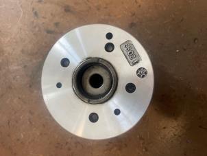 Gebruikte Nokkenas Tandwiel Hyundai i20 (GBB) 1.4i 16V Prijs op aanvraag aangeboden door Bongers Auto-Onderdelen Zeeland