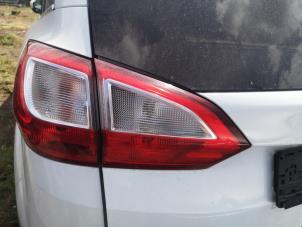 Gebruikte Achterlicht links Ford Grand C-Max (DXA) 1.6 EcoBoost 16V Prijs op aanvraag aangeboden door Bongers Auto-Onderdelen Zeeland