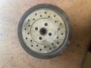 Gebruikte Poelie Krukas Opel Insignia Grand Sport 2.0 CDTI 16V 4x4 Prijs op aanvraag aangeboden door Bongers Auto-Onderdelen Zeeland