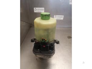 Gebruikte Servopomp Audi A1 Sportback (8XA/8XF) 1.4 TFSI Cylinder on demand 16V Prijs op aanvraag aangeboden door Bongers Auto-Onderdelen Zeeland