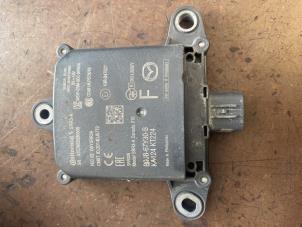 Gebruikte Dode hoek sensor Mazda CX-30 (DM) 1.8 Skyactiv D 116 16V Prijs op aanvraag aangeboden door Bongers Auto-Onderdelen Zeeland
