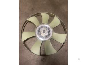 Gebruikte Viscosekoppeling koelvin Mercedes Sprinter 3,5t (906.63) 316 CDI 16V Prijs op aanvraag aangeboden door Bongers Auto-Onderdelen Zeeland