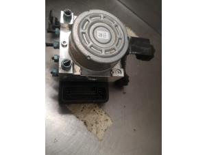 Gebruikte ABS Pomp BMW 1 serie (F20) 116d 1.6 16V Efficient Dynamics Prijs op aanvraag aangeboden door Bongers Auto-Onderdelen Zeeland