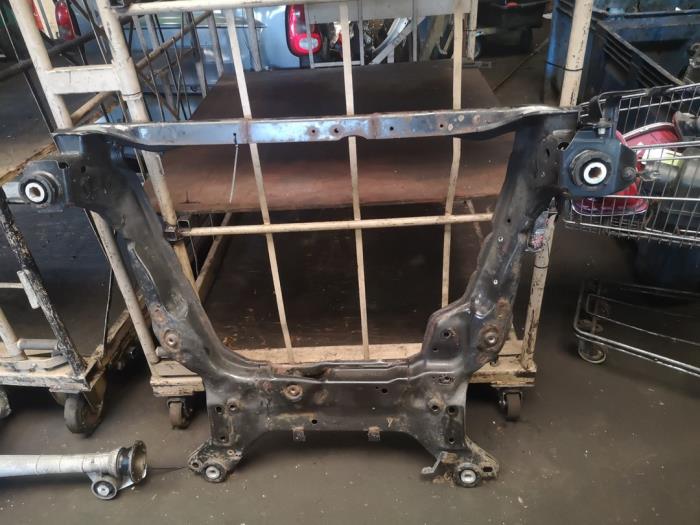 Gebruikte Subframe Volvo V70 (BW) 2.0 D3 20V Prijs op aanvraag aangeboden door Bongers Auto-Onderdelen Zeeland