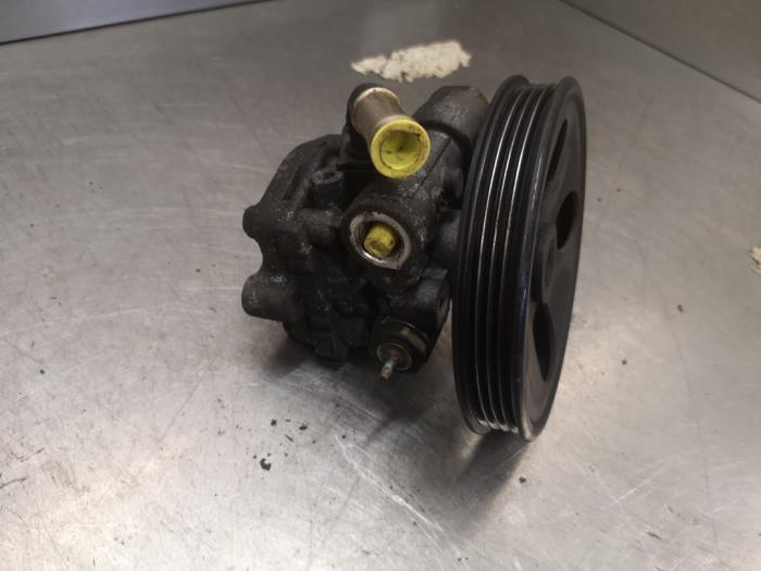 Gebruikte Stuurpomp Suzuki Liana (ERC/ERD/RH4) 1.3 MPi 16V Prijs op aanvraag aangeboden door Bongers Auto-Onderdelen Zeeland