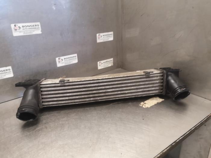 Gebruikte Intercooler BMW 3 serie Touring (E91) 320d 16V Corporate Lease Prijs op aanvraag aangeboden door Bongers Auto-Onderdelen Zeeland