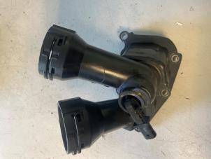 Gebruikte Thermostaathuis Mercedes E Estate (S213) E-220d 2.0 Turbo 16V Prijs op aanvraag aangeboden door Bongers Auto-Onderdelen Zeeland