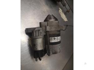 Gebruikte Startmotor Renault Twingo III (AH) 0.9 Energy TCE 90 12V Prijs op aanvraag aangeboden door Bongers Auto-Onderdelen Zeeland