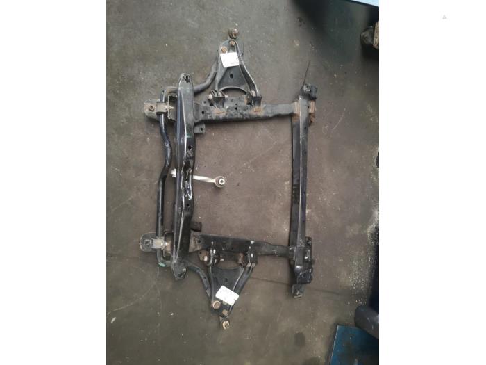 Gebruikte Subframe Renault Twingo II (CN) 1.2 16V Prijs op aanvraag aangeboden door Bongers Auto-Onderdelen Zeeland