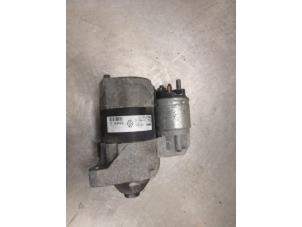 Gebruikte Startmotor Renault Twingo II (CN) 1.2 16V Prijs op aanvraag aangeboden door Bongers Auto-Onderdelen Zeeland