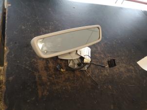 Gebruikte Binnenspiegel Mercedes E (W211) 3.2 E-320 V6 18V Prijs € 75,00 Margeregeling aangeboden door Bongers Auto-Onderdelen Zeeland