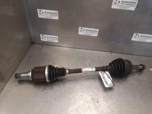 Gebruikte Homokineetas links-voor Dacia Lodgy Prijs op aanvraag aangeboden door Bongers Auto-Onderdelen Zeeland